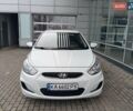 Белый Хендай Акцент, объемом двигателя 1.37 л и пробегом 75 тыс. км за 9100 $, фото 2 на Automoto.ua
