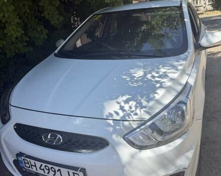 Білий Хендай Акцент, об'ємом двигуна 1.37 л та пробігом 90 тис. км за 8500 $, фото 9 на Automoto.ua