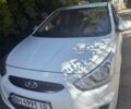 Білий Хендай Акцент, об'ємом двигуна 1.37 л та пробігом 90 тис. км за 8500 $, фото 9 на Automoto.ua