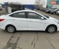 Белый Хендай Акцент, объемом двигателя 1.37 л и пробегом 185 тыс. км за 6100 $, фото 2 на Automoto.ua