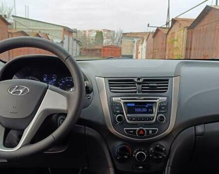 Белый Хендай Акцент, объемом двигателя 1.4 л и пробегом 235 тыс. км за 6400 $, фото 20 на Automoto.ua