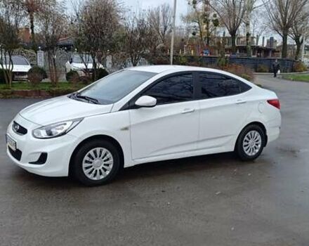 Белый Хендай Акцент, объемом двигателя 1.4 л и пробегом 235 тыс. км за 6400 $, фото 9 на Automoto.ua