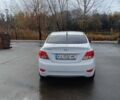 Белый Хендай Акцент, объемом двигателя 1.4 л и пробегом 235 тыс. км за 6400 $, фото 5 на Automoto.ua