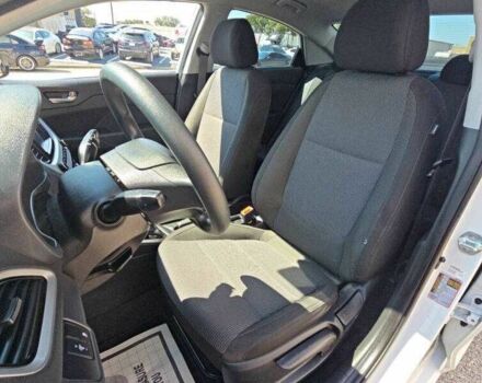 Хендай Акцент 2022 в Тернополе на Automoto.ua Белый Хендай Акцент, объемом двигателя 1.6 л и пробегом 31 тыс. км за 2800 $, фото 4 на Automoto.ua