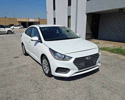 Хендай Акцент 2022 в Тернополе на Automoto.ua Белый Хендай Акцент, объемом двигателя 1.6 л и пробегом 31 тыс. км за 2800 $, фото 3 на Automoto.ua