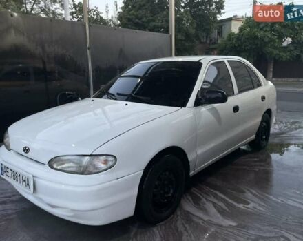 Білий Хендай Акцент, об'ємом двигуна 1.3 л та пробігом 450 тис. км за 1700 $, фото 3 на Automoto.ua