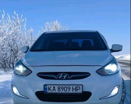 Белый Хендай Акцент, объемом двигателя 1.4 л и пробегом 180 тыс. км за 7300 $, фото 1 на Automoto.ua