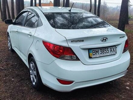 Белый Хендай Акцент, объемом двигателя 1.4 л и пробегом 227 тыс. км за 6200 $, фото 1 на Automoto.ua