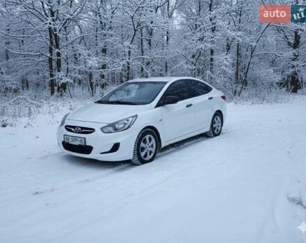 Белый Хендай Акцент, объемом двигателя 1.4 л и пробегом 160 тыс. км за 7500 $, фото 1 на Automoto.ua