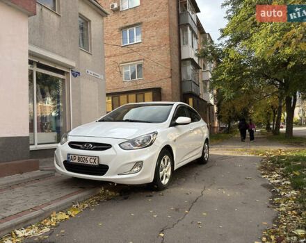Хендай Акцент 2012 в Умани на Automoto.ua Белый Хендай Акцент, объемом двигателя 1.4 л и пробегом 105 тыс. км за 7250 $, фото 1 на Automoto.ua