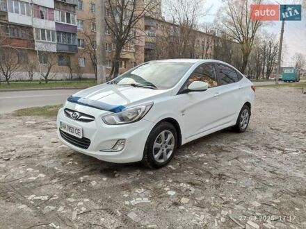 Хендай Акцент 2012 у Борисполе на Automoto.ua Білий Хендай Акцент, об'ємом двигуна 1.59 л та пробігом 200 тис. км за 6800 $, фото 1 на Automoto.ua