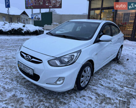 Білий Хендай Акцент, об'ємом двигуна 1.59 л та пробігом 142 тис. км за 8200 $, фото 1 на Automoto.ua