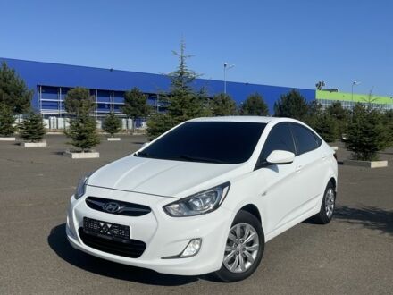 Белый Хендай Акцент, объемом двигателя 1.4 л и пробегом 159 тыс. км за 7500 $, фото 1 на Automoto.ua