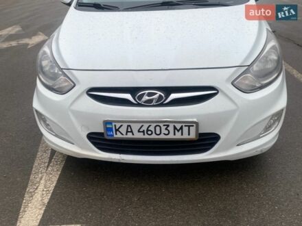 Белый Хендай Акцент, объемом двигателя 1.6 л и пробегом 157 тыс. км за 6200 $, фото 1 на Automoto.ua