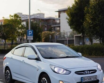 Белый Хендай Акцент, объемом двигателя 1.4 л и пробегом 158 тыс. км за 8000 $, фото 1 на Automoto.ua
