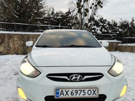 Белый Хендай Акцент, объемом двигателя 1.4 л и пробегом 270 тыс. км за 6350 $, фото 1 на Automoto.ua