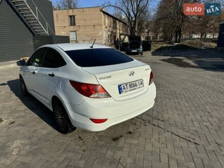 Хендай Акцент 2013 в Кривом Роге на Automoto.ua Белый Хендай Акцент, объемом двигателя 1.4 л и пробегом 204 тыс. км за 5000 $, фото 1 на Automoto.ua