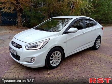 Хендай Акцент 2013 в Запорожье на Automoto.ua Белый Хендай Акцент, объемом двигателя 1.4 л и пробегом 78 тыс. км за 8700 $, фото 1 на Automoto.ua
