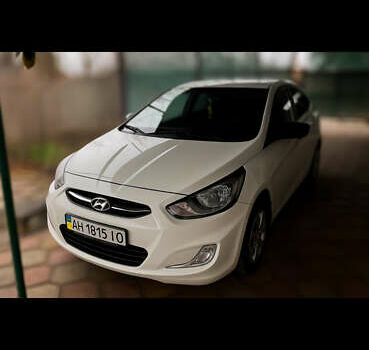 Білий Хендай Акцент, об'ємом двигуна 1.4 л та пробігом 92 тис. км за 10000 $, фото 1 на Automoto.ua