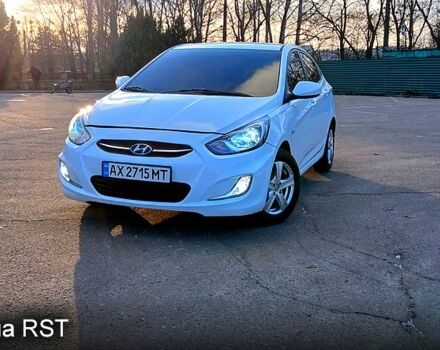 Белый Хендай Акцент, объемом двигателя 1.6 л и пробегом 118 тыс. км за 7300 $, фото 1 на Automoto.ua