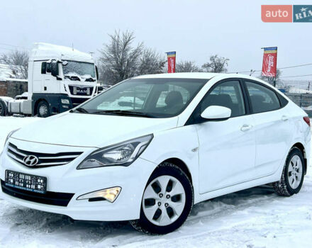 Белый Хендай Акцент, объемом двигателя 1.4 л и пробегом 122 тыс. км за 10200 $, фото 1 на Automoto.ua