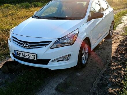 Білий Хендай Акцент, об'ємом двигуна 1.4 л та пробігом 0 тис. км за 8800 $, фото 1 на Automoto.ua