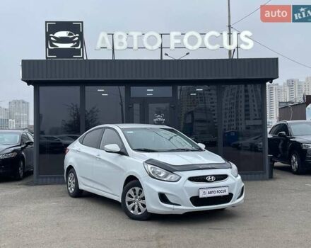 Белый Хендай Акцент, объемом двигателя 1.4 л и пробегом 208 тыс. км за 6990 $, фото 1 на Automoto.ua