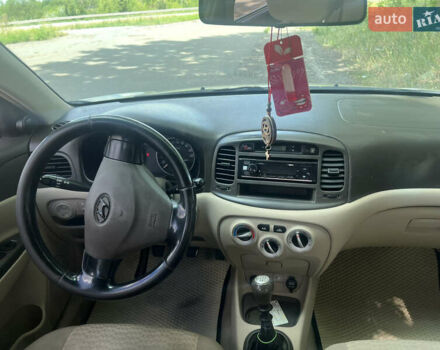 Бежевий Хендай Акцент, об'ємом двигуна 1.4 л та пробігом 280 тис. км за 4200 $, фото 7 на Automoto.ua
