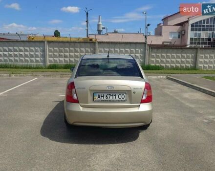 Бежевый Хендай Акцент, объемом двигателя 1.4 л и пробегом 60 тыс. км за 5700 $, фото 4 на Automoto.ua