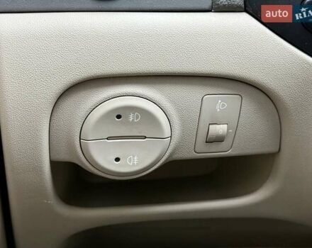 Бежевый Хендай Акцент, объемом двигателя 1.4 л и пробегом 141 тыс. км за 4900 $, фото 18 на Automoto.ua