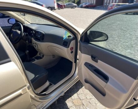 Бежевий Хендай Акцент, об'ємом двигуна 1.5 л та пробігом 335 тис. км за 4350 $, фото 13 на Automoto.ua