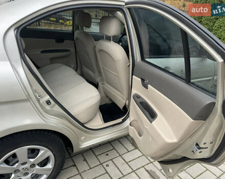 Хендай Акцент 2008 в Прилуках на Automoto.ua Бежевый Хендай Акцент, объемом двигателя 1.4 л и пробегом 226 тыс. км за 4450 $, фото 37 на Automoto.ua