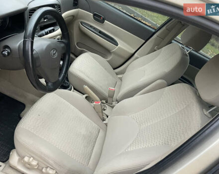 Хендай Акцент 2008 в Прилуках на Automoto.ua Бежевый Хендай Акцент, объемом двигателя 1.4 л и пробегом 226 тыс. км за 4450 $, фото 48 на Automoto.ua