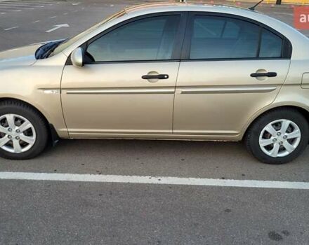 Бежевый Хендай Акцент, объемом двигателя 1.4 л и пробегом 120 тыс. км за 5350 $, фото 1 на Automoto.ua