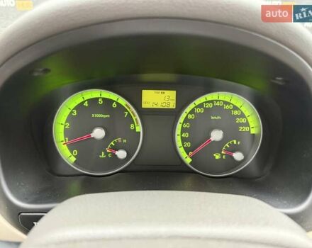 Бежевый Хендай Акцент, объемом двигателя 1.4 л и пробегом 141 тыс. км за 4900 $, фото 13 на Automoto.ua