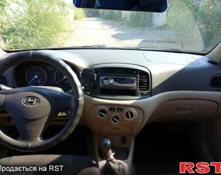 Бежевий Хендай Акцент, об'ємом двигуна 1.4 л та пробігом 225 тис. км за 4860 $, фото 1 на Automoto.ua