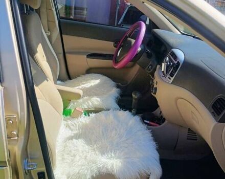 Бежевый Хендай Акцент, объемом двигателя 1.6 л и пробегом 173 тыс. км за 5700 $, фото 10 на Automoto.ua