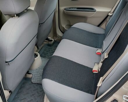 Бежевый Хендай Акцент, объемом двигателя 1.4 л и пробегом 58 тыс. км за 5700 $, фото 4 на Automoto.ua