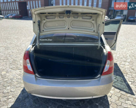 Бежевый Хендай Акцент, объемом двигателя 1.49 л и пробегом 335 тыс. км за 4100 $, фото 16 на Automoto.ua