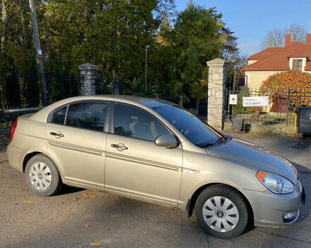 Хендай Акцент 2008 в Тернополе на Automoto.ua Бежевый Хендай Акцент, объемом двигателя 1.4 л и пробегом 305 тыс. км за 4000 $, фото 2 на Automoto.ua
