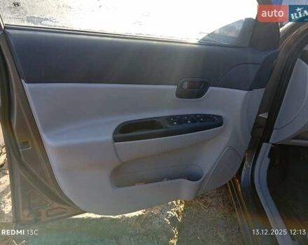 Бежевый Хендай Акцент, объемом двигателя 1.4 л и пробегом 62 тыс. км за 2000 $, фото 7 на Automoto.ua