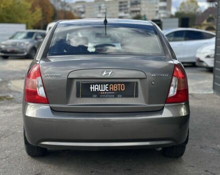 Бежевый Хендай Акцент, объемом двигателя 1.4 л и пробегом 162 тыс. км за 4999 $, фото 6 на Automoto.ua