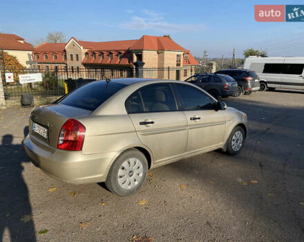 Хендай Акцент 2008 в Тернополе на Automoto.ua Бежевый Хендай Акцент, объемом двигателя 1.4 л и пробегом 305 тыс. км за 4000 $, фото 4 на Automoto.ua