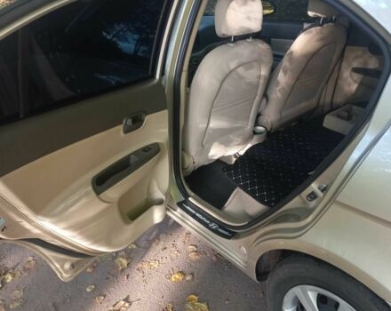 Бежевый Хендай Акцент, объемом двигателя 1.4 л и пробегом 192 тыс. км за 5200 $, фото 3 на Automoto.ua