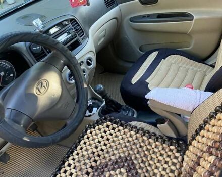 Бежевый Хендай Акцент, объемом двигателя 1.49 л и пробегом 320 тыс. км за 6200 $, фото 9 на Automoto.ua