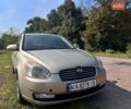 Бежевый Хендай Акцент, объемом двигателя 1.6 л и пробегом 173 тыс. км за 5700 $, фото 5 на Automoto.ua