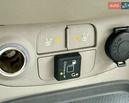 Бежевый Хендай Акцент, объемом двигателя 1.4 л и пробегом 141 тыс. км за 4900 $, фото 16 на Automoto.ua