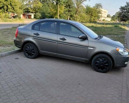 Бежевый Хендай Акцент, объемом двигателя 1.4 л и пробегом 162 тыс. км за 4400 $, фото 3 на Automoto.ua