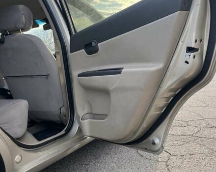 Бежевый Хендай Акцент, объемом двигателя 1.4 л и пробегом 216 тыс. км за 4750 $, фото 6 на Automoto.ua