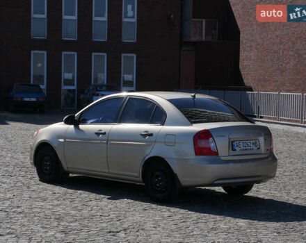 Бежевый Хендай Акцент, объемом двигателя 1.49 л и пробегом 335 тыс. км за 4100 $, фото 3 на Automoto.ua